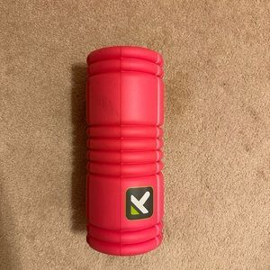 Hollow core foam roller for athletes